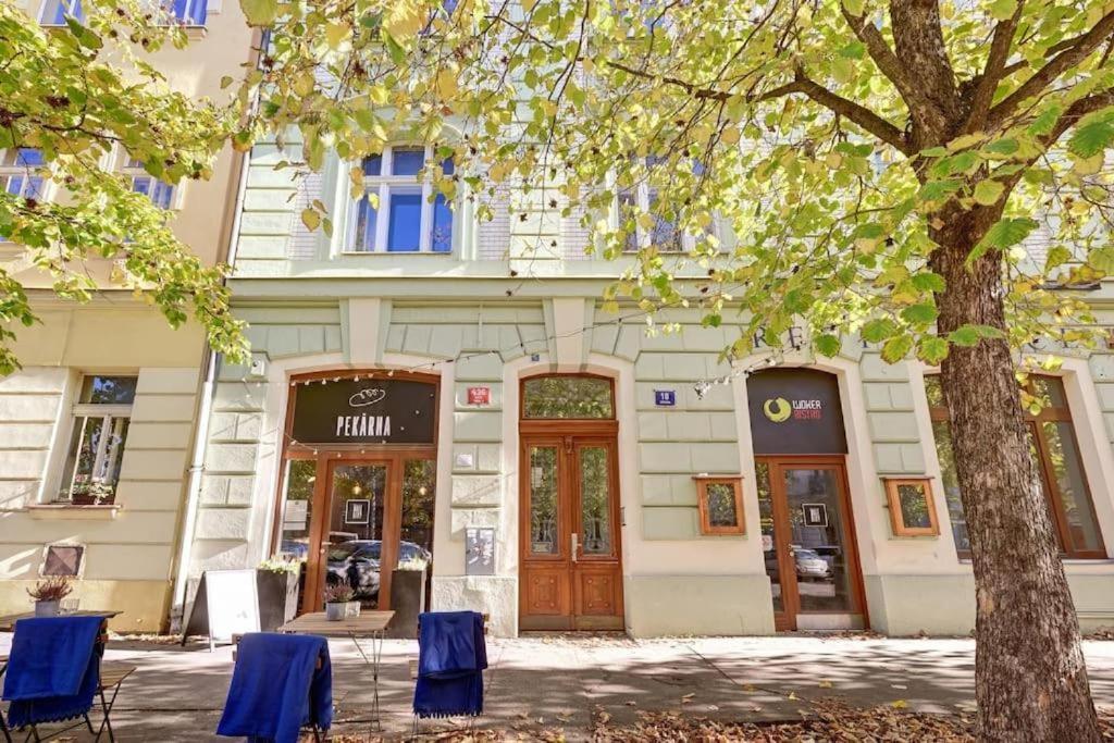 Da Ve - Da Toi Lägenhet Prag Exteriör bild